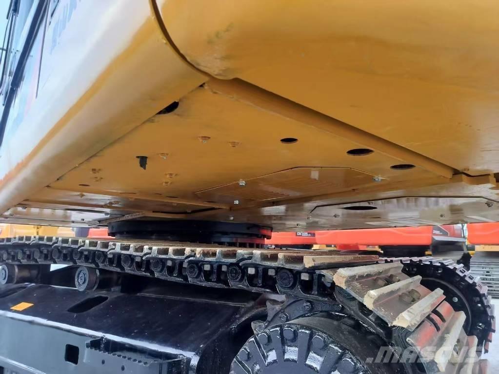 CAT 320 D2 Vikšriniai ekskavatoriai