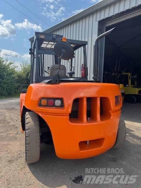 Doosan D 90 S-5 Dyzeliniai krautuvai