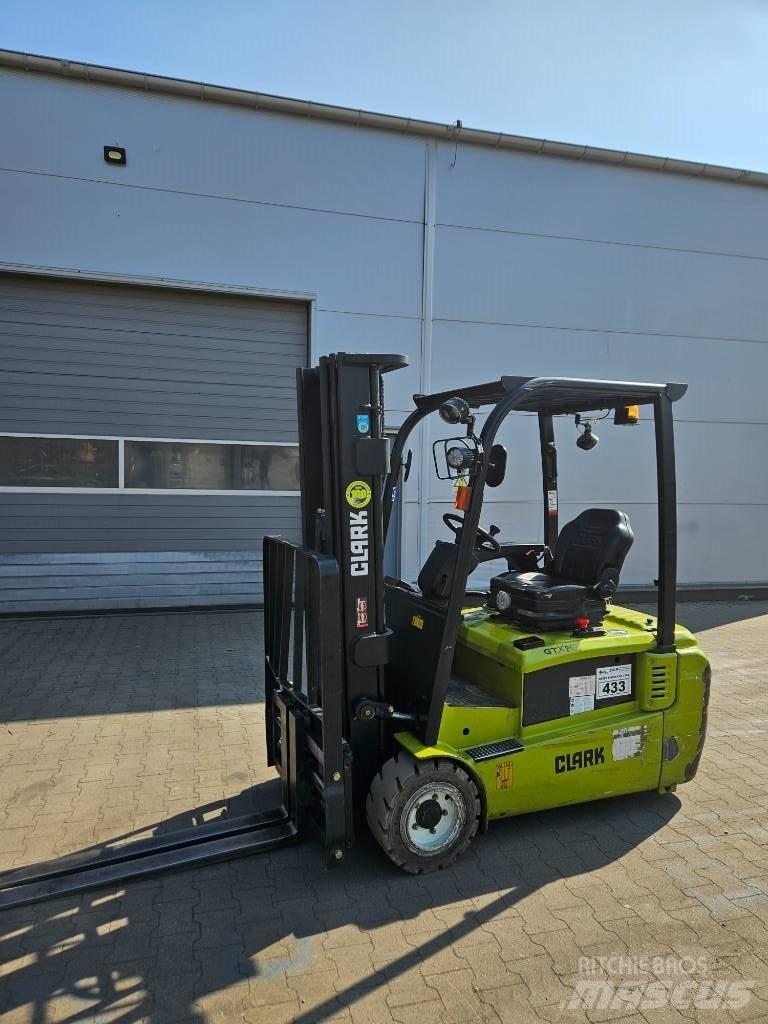 Clark GTX20s Elektriniai šakiniai krautuvai