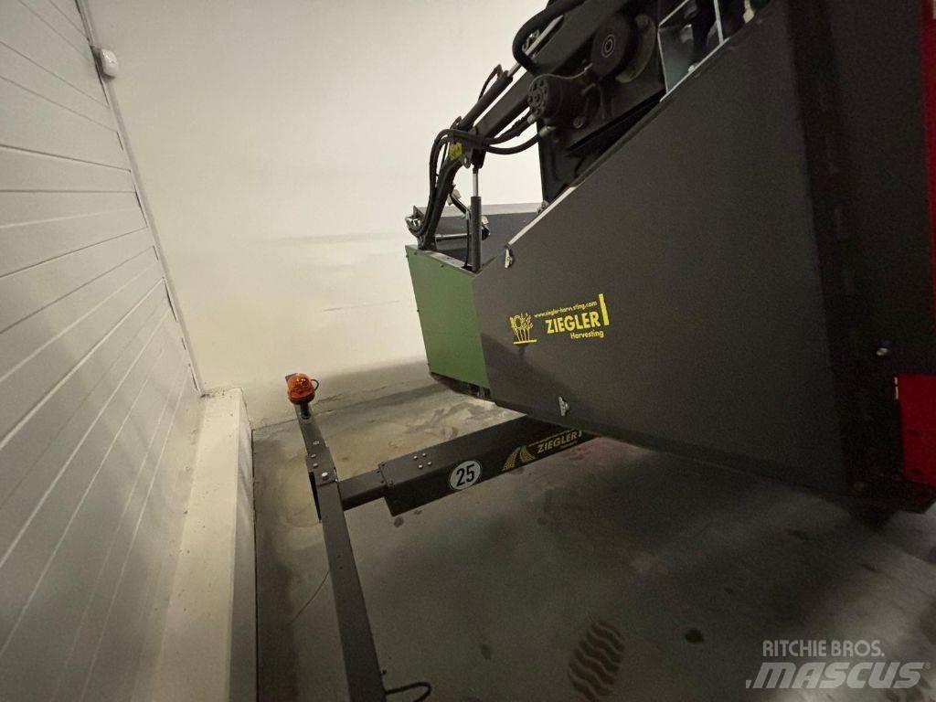 Fendt Corus 518 Derliaus nuėmimo kombainai