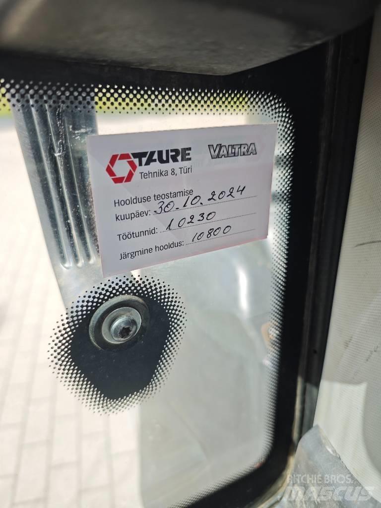 Valtra T 214 D Traktoriai