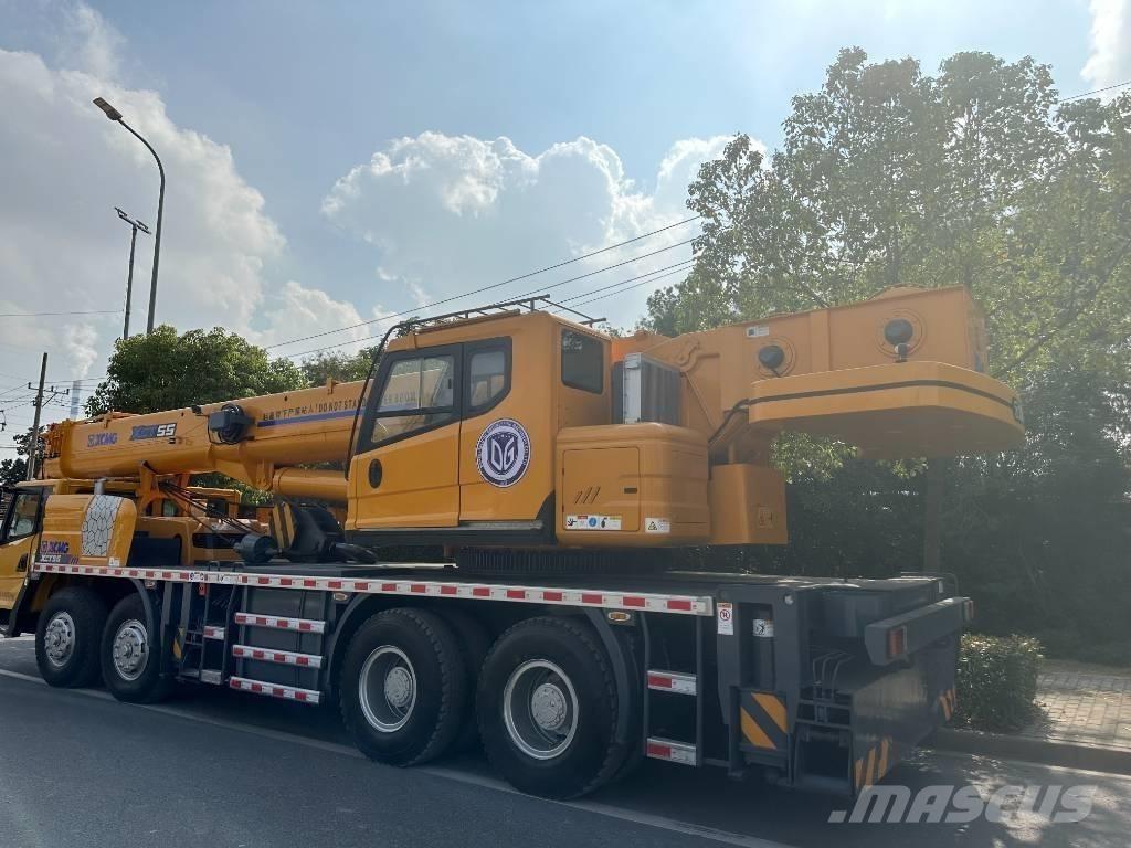 XCMG QY55KC Neapdoroto reljefo kranai