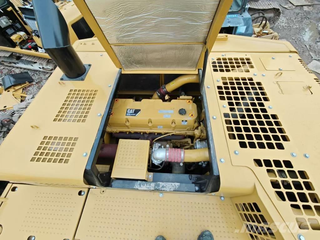 CAT 349 D L Vikšriniai ekskavatoriai