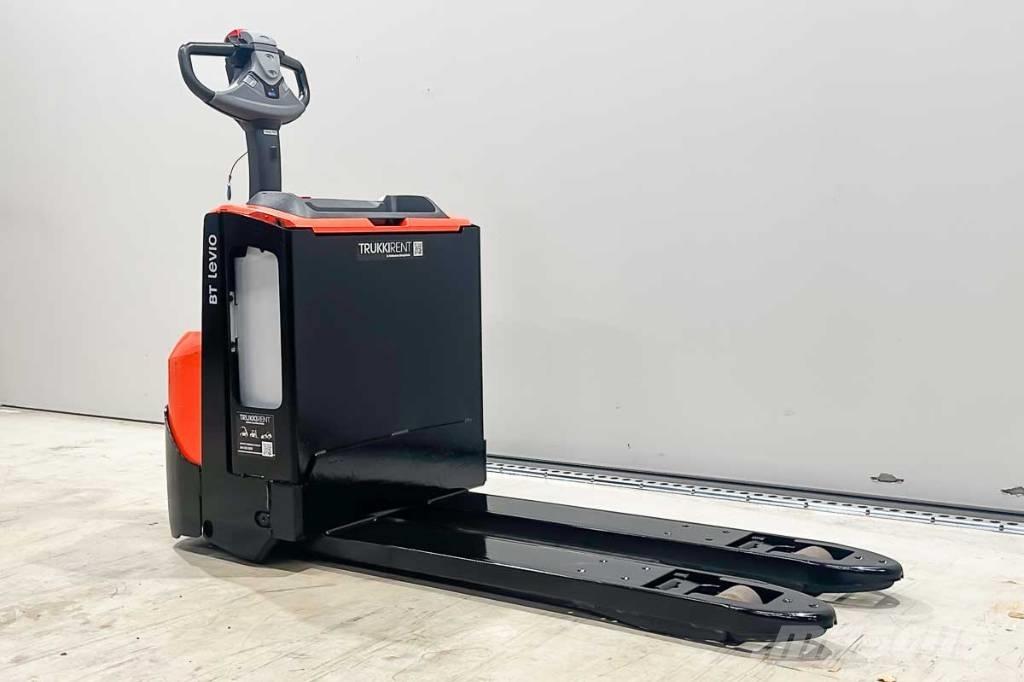 Toyota LWE 200 Mažų aukščių keltuvai