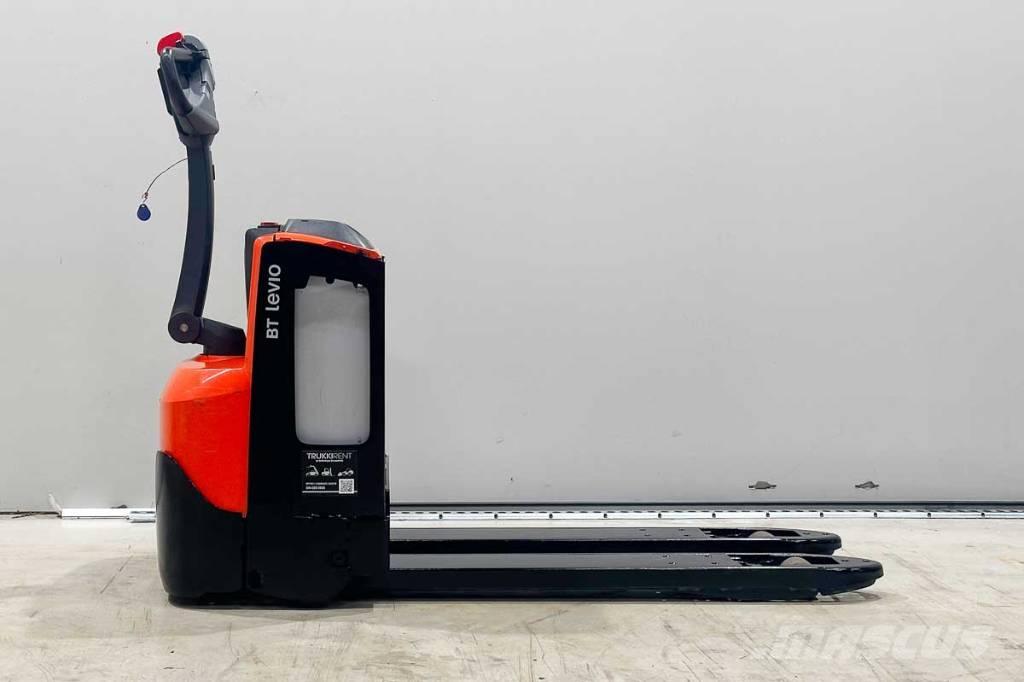 Toyota LWE 200 Mažų aukščių keltuvai