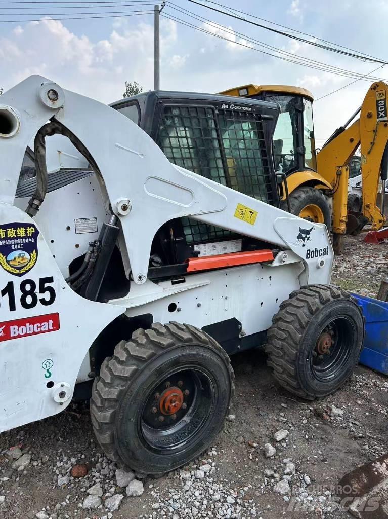 Bobcat S 185 Krautuvai su šoniniu pasukimu