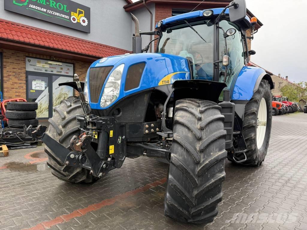 New Holland T 7040 Traktoriai