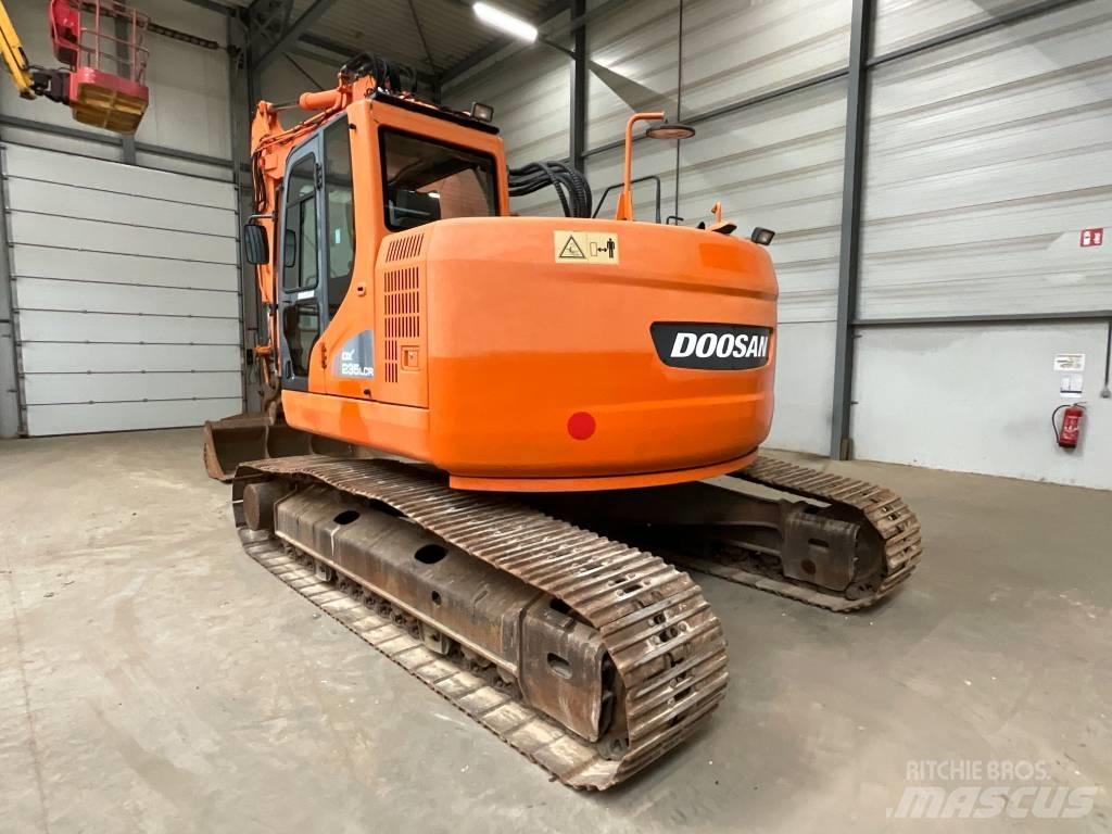 Doosan DX 235 LCR Vikšriniai ekskavatoriai