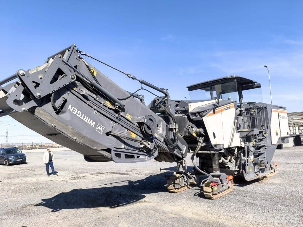 Wirtgen W200F Asfalto šalto frezavimo technika