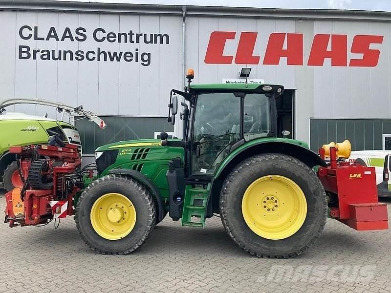 John Deere 6110R Traktoriai