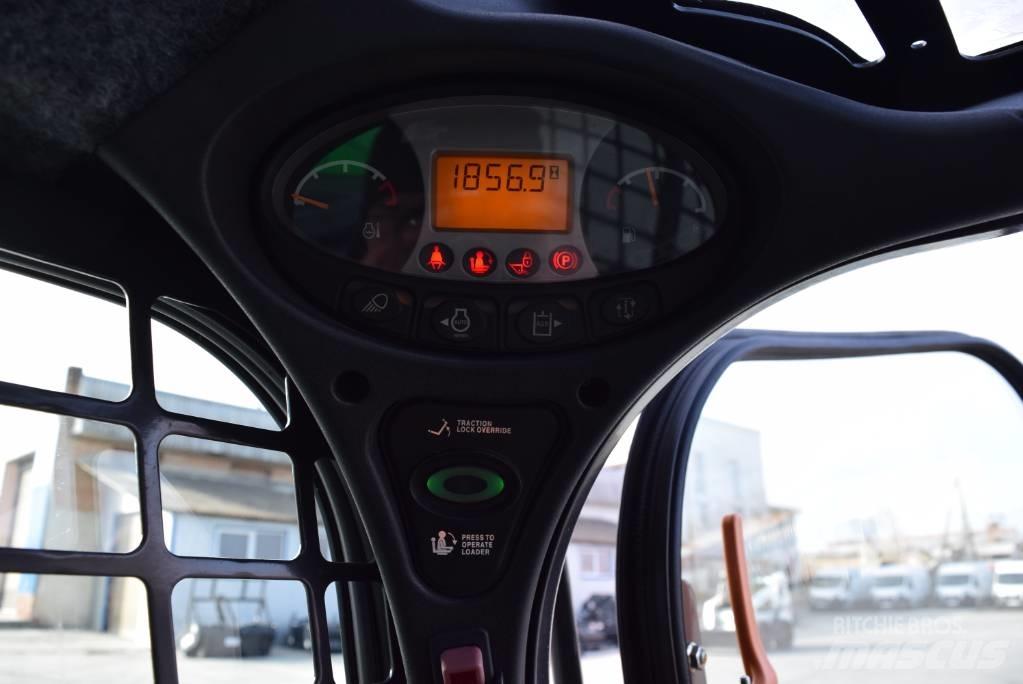 Bobcat S 550 Krautuvai su šoniniu pasukimu