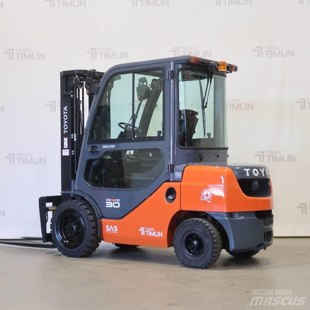 Toyota 02-8FDF30 Dyzeliniai krautuvai