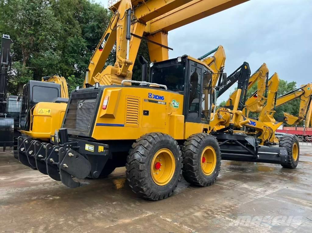 XCMG GR1803 Greideriai