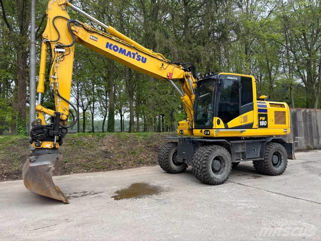 Komatsu PW180-11 Ratiniai ekskavatoriai