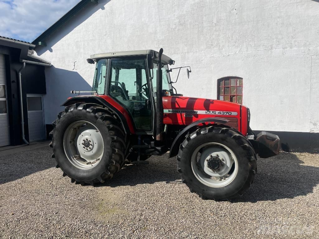 Massey Ferguson 4370 Traktoriai