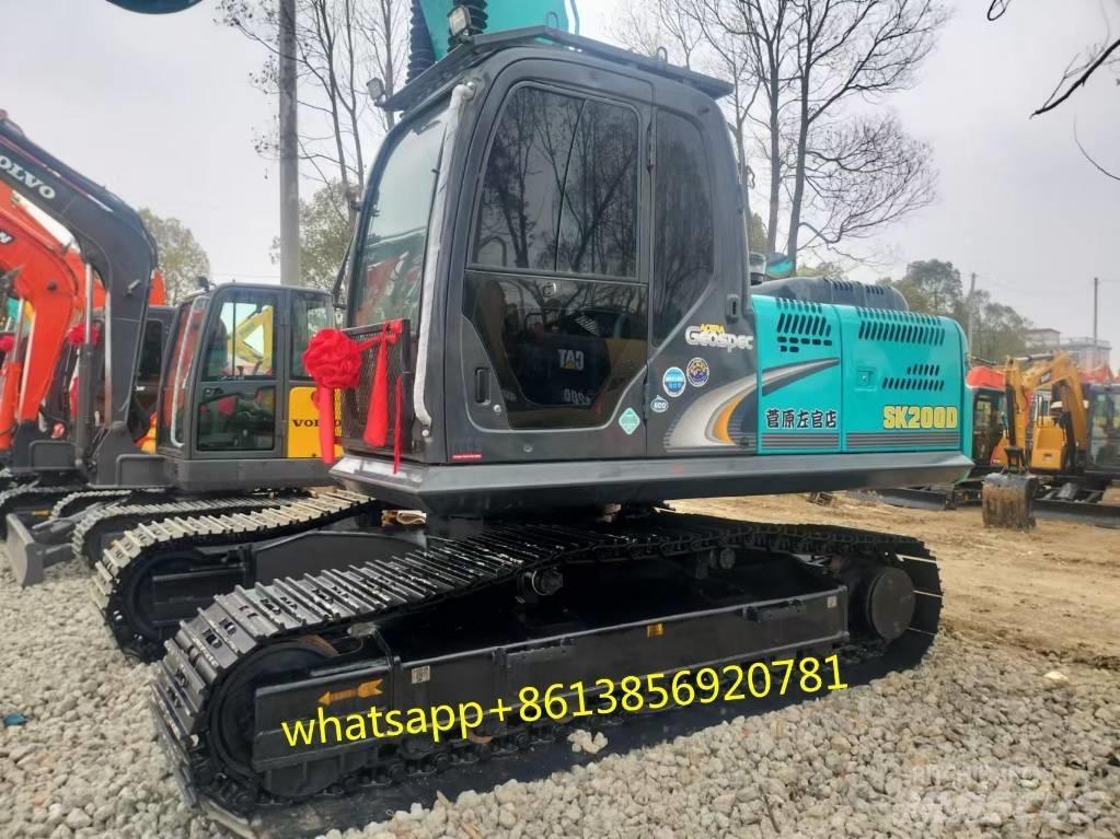 Kobelco SK 200 Vikšriniai ekskavatoriai