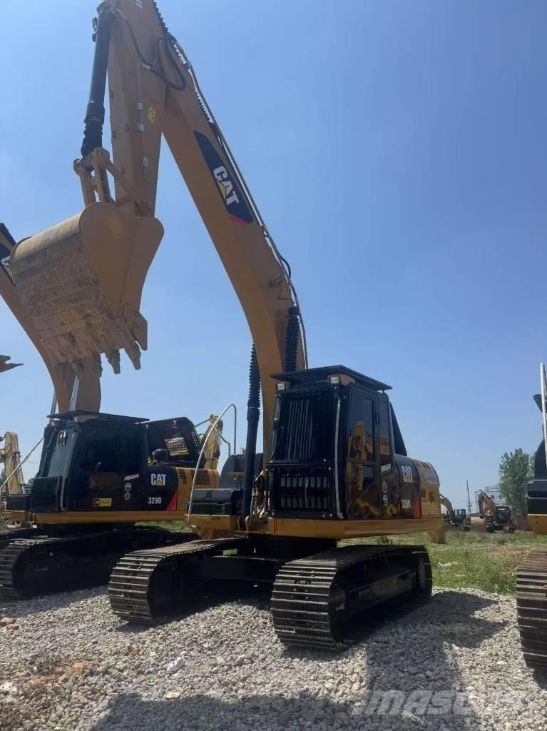 CAT 320D2 Vikšriniai ekskavatoriai