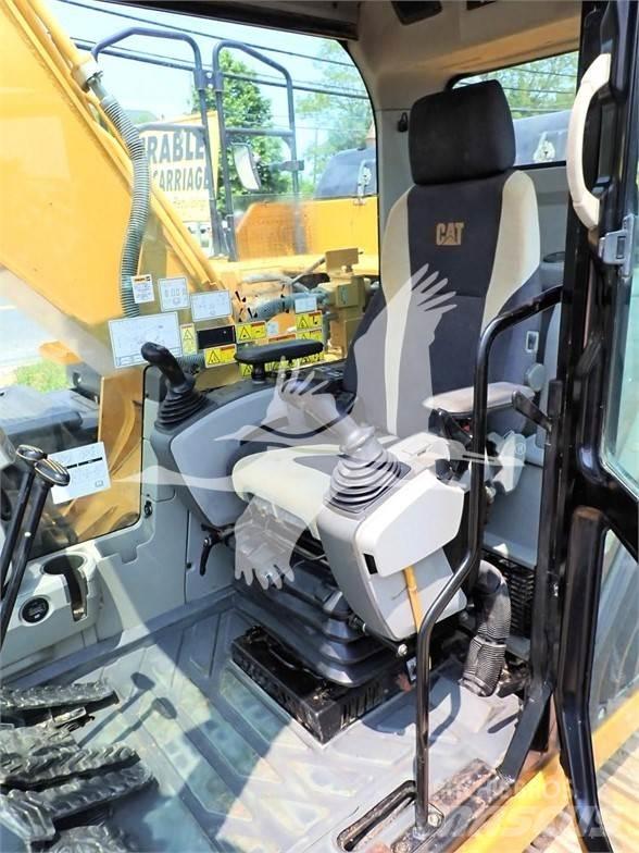 CAT 324EL Vikšriniai ekskavatoriai