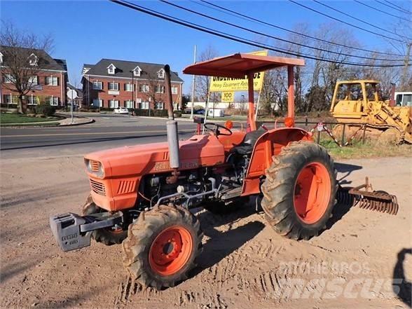 Kubota L345DT Traktoriai