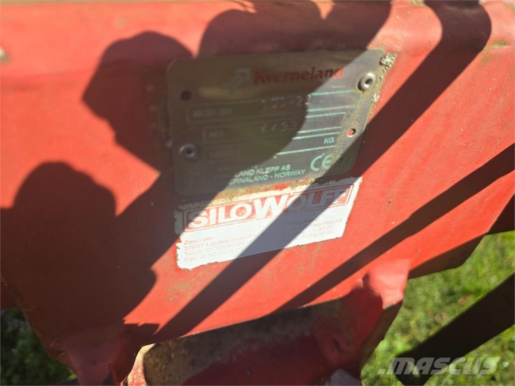 Kverneland BB 100 Plūgai