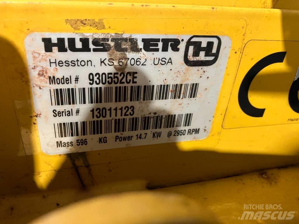 Hustler X-ONE RD Naudoti kompaktiški traktoriai