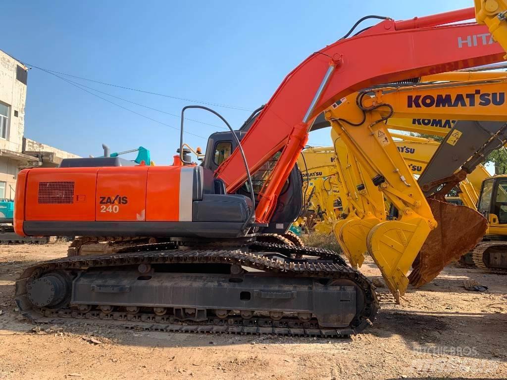 Hitachi Zaxis 240 Vikšriniai ekskavatoriai