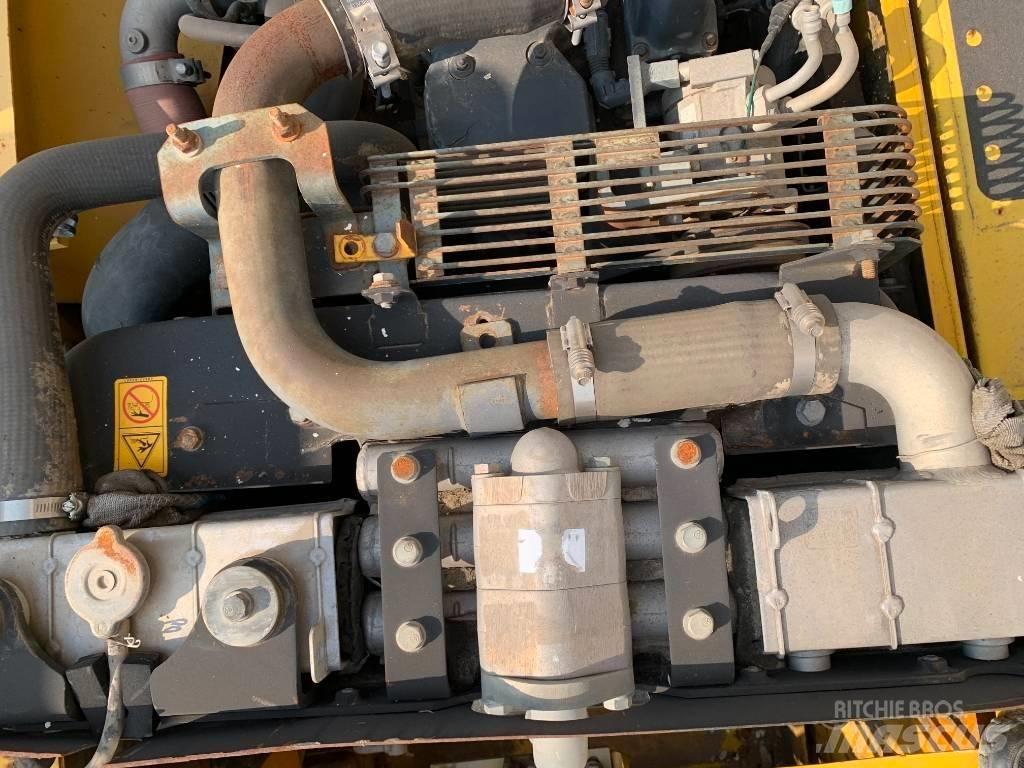 Hitachi Zaxis 240 Vikšriniai ekskavatoriai