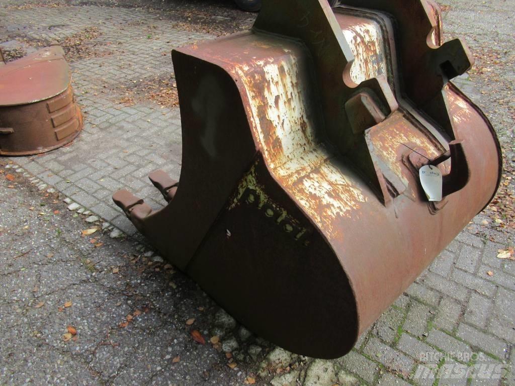CAT 325 B Kaušai