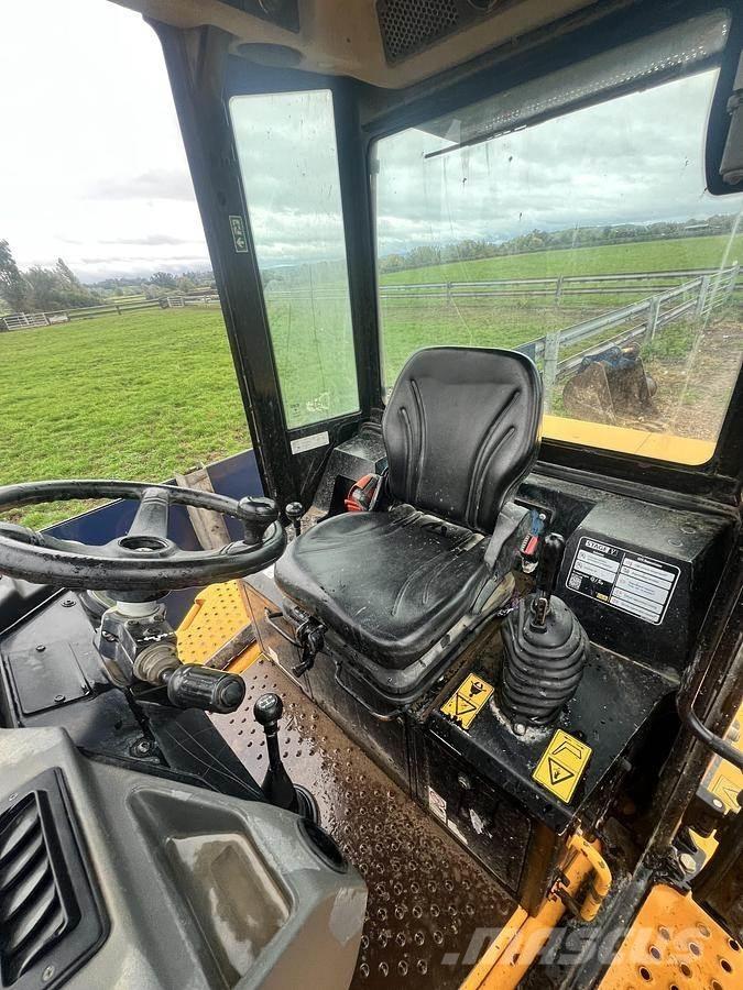 JCB 6T-3 Statybiniai savivarčiai sunkvežimiai