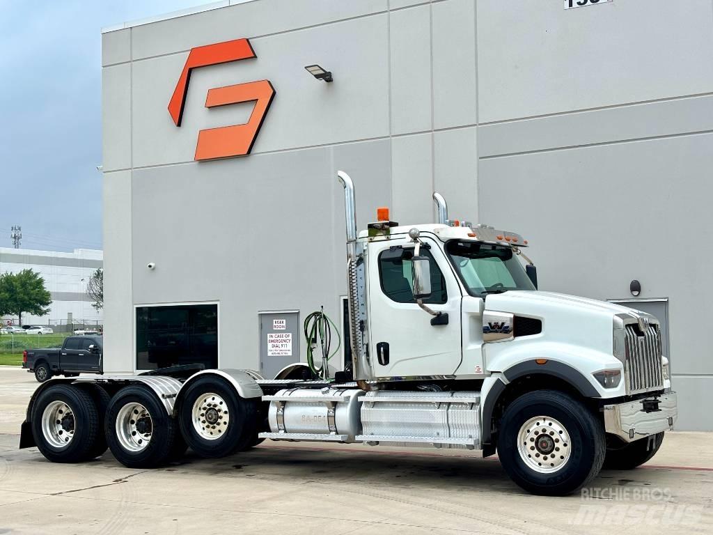 Western Star 49 X Naudoti vilkikai
