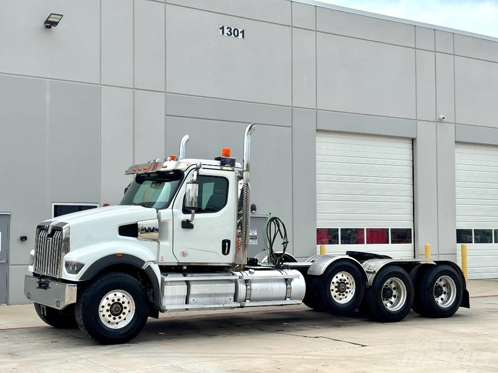 Western Star 49 X Naudoti vilkikai