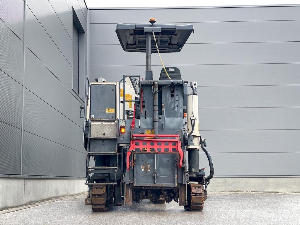 Wirtgen W 100 F Asfalto šalto frezavimo technika