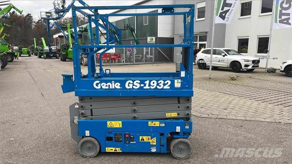 Genie GS-1932 Žirkliniai keltuvai