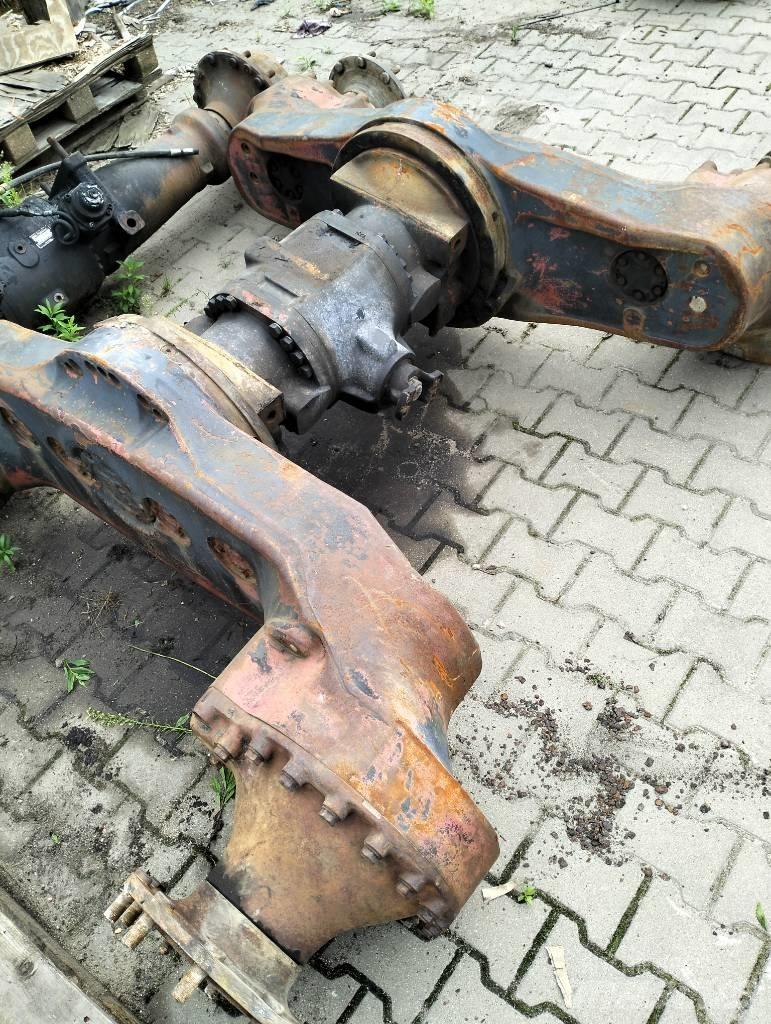 John Deere 1270B Grandinės, vikšrai ir važiuoklės