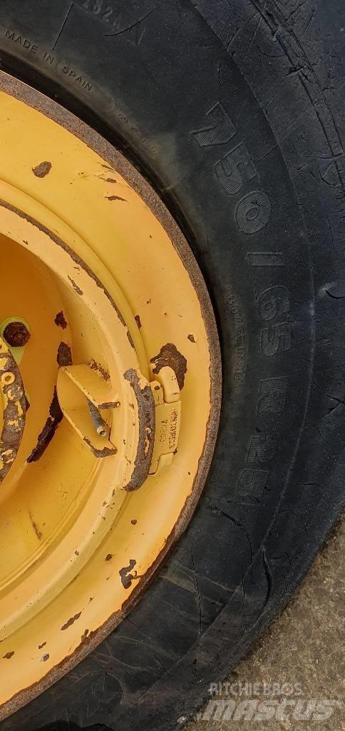 Bell B 30 E Karjeriniai savivarčiai