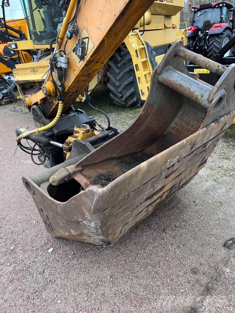 JCB 220LC Engcon RT Vikšriniai ekskavatoriai