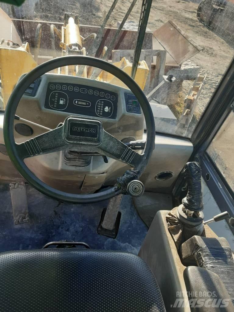 Komatsu WA95-3 Naudoti ratiniai krautuvai