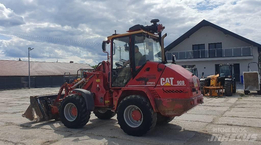 CAT 908 Naudoti ratiniai krautuvai