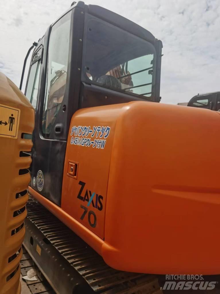 Hitachi ZX 70 Mini ekskavatoriai < 7 t