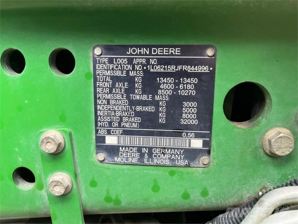 John Deere 6215R Traktoriai