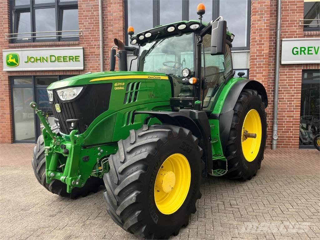 John Deere 6215R Traktoriai