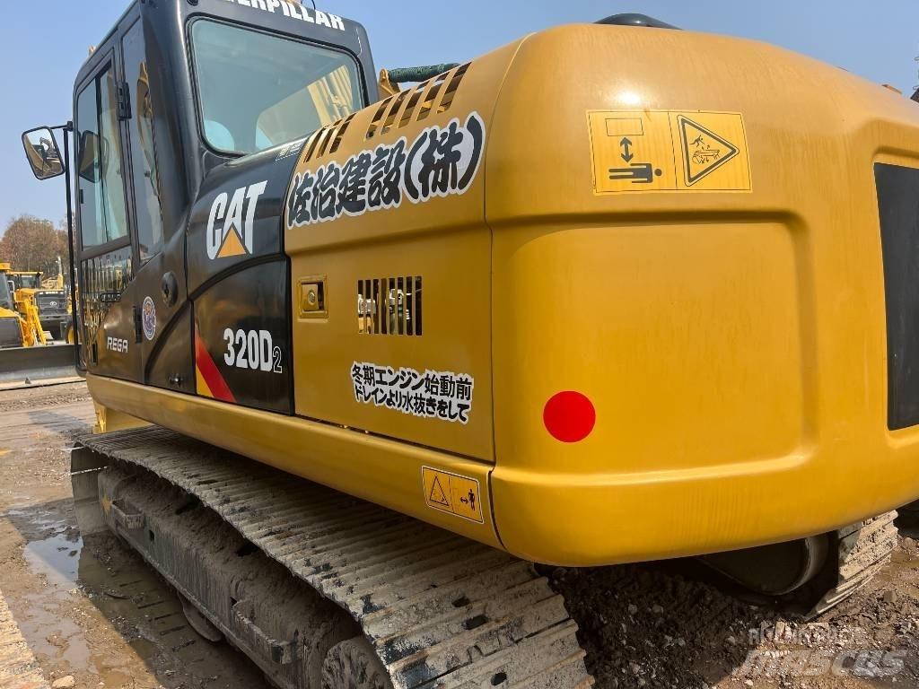 CAT 320 D Vikšriniai ekskavatoriai
