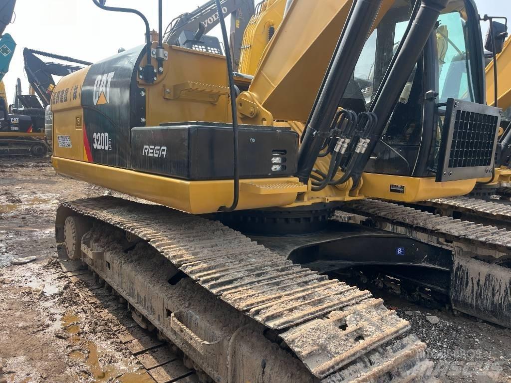 CAT 320 D Vikšriniai ekskavatoriai