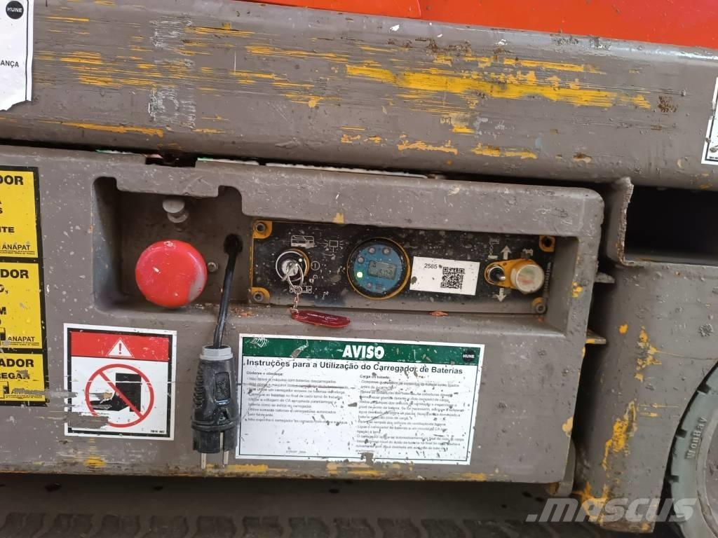 Haulotte Optimum  8 Žirkliniai keltuvai