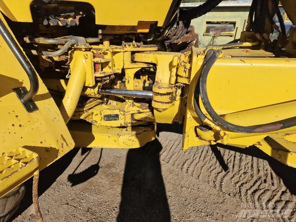 CAT 725 Karjeriniai savivarčiai