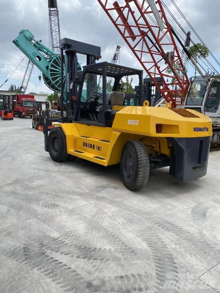 Komatsu FD 160 Dyzeliniai krautuvai