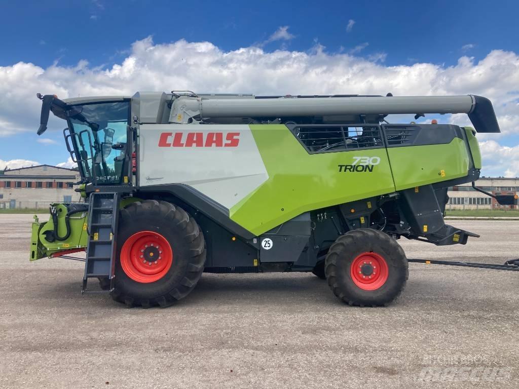 CLAAS Trion 730 Derliaus nuėmimo kombainai