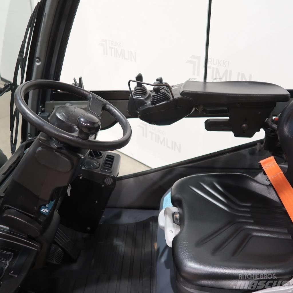 Toyota 02-8FGF25 LPG (dujiniai) krautuvai