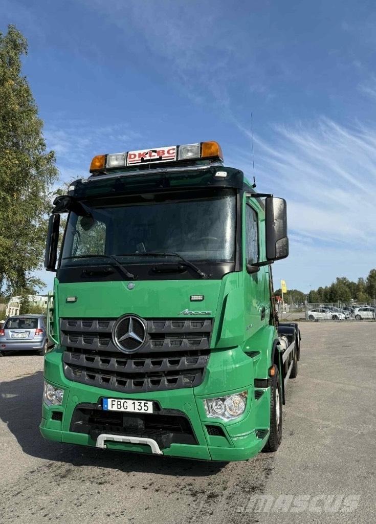 Mercedes-Benz Actros Sunkvežimiai su keliamuoju kabliu