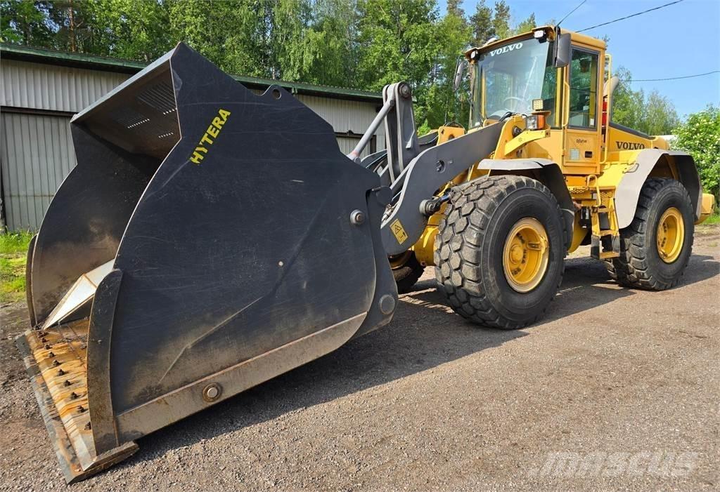 Volvo L110 E-4X4 Naudoti ratiniai krautuvai